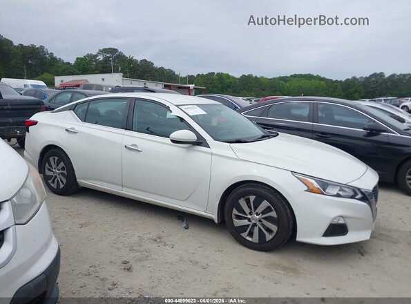1N4BL4BV8KC161817 2019 NISSAN ALTIMA White Вид задньої частини салону