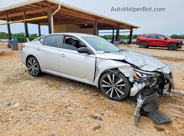 1N4BL4CV0LC116774 2020 NISSAN ALTIMA Серебряный Передняя правая четверть