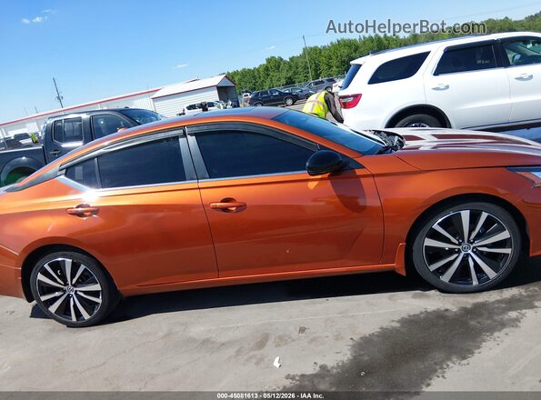 1N4BL4CV0LC277514 2020 NISSAN ALTIMA Orange Vista interior trasera