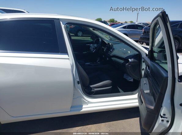 1N4BL4CV2LC191038 2020 NISSAN ALTIMA White Widok wnętrza z przodu