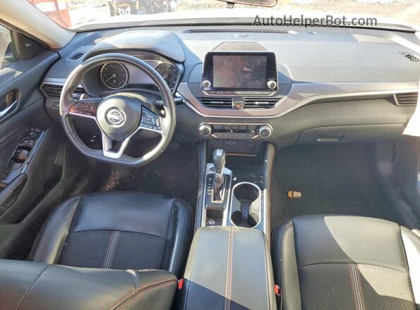 1N4BL4CV2PN398202 2023 NISSAN ALTIMA Silver Vista del salpicadero