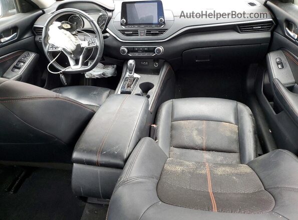 1N4BL4CV6NN390231 2022 NISSAN ALTIMA Красный Вид панели приборов