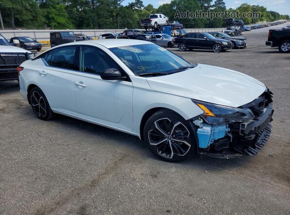 1N4BL4CV9SN338264 2025 NISSAN ALTIMA White Передня права чверть