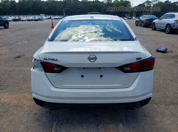 1N4BL4CV9SN338264 2025 NISSAN ALTIMA White Вид ззаду