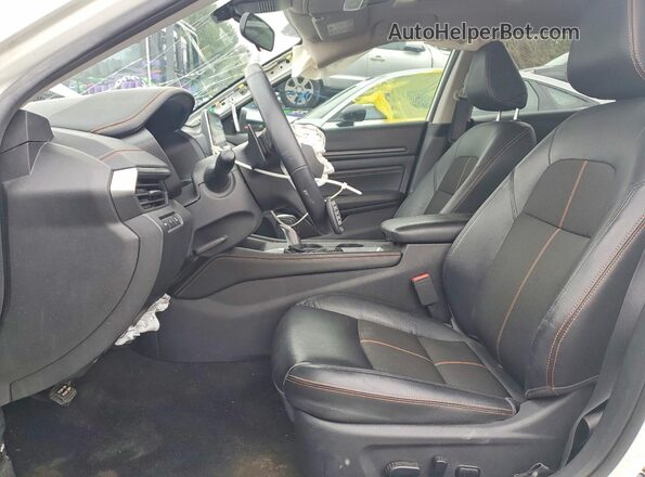 1N4BL4CVXLC128690 2020 NISSAN ALTIMA Белый Вид салона спереди