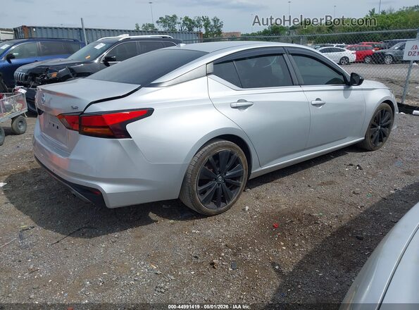 1N4BL4CVXLC133162 2020 NISSAN ALTIMA Серебряный Задняя правая четверть