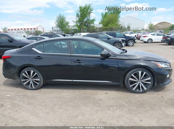 1N4BL4CVXLC179414 2020 NISSAN ALTIMA Черный Вид задней части салона