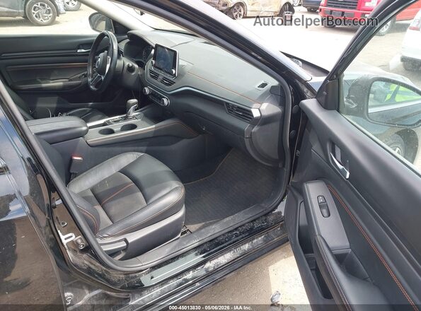 1N4BL4CVXLC179414 2020 NISSAN ALTIMA Черный Вид салона спереди