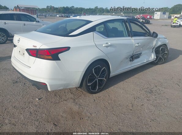1N4BL4CVXRN384129 2024 NISSAN ALTIMA Белый Задняя правая четверть