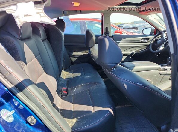 1N4BL4CW1RN325477 2024 NISSAN ALTIMA Синий Вид задних сидений