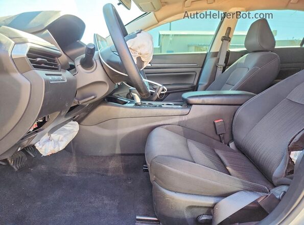 1N4BL4DV0RN304643 2024 NISSAN ALTIMA Silver Вид салону спереду