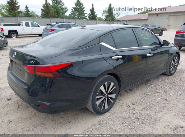 1N4BL4DV3MN361511 2021 NISSAN ALTIMA Черный Задняя правая четверть