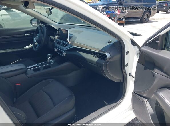 1N4BL4DV4SN308555 2025 NISSAN ALTIMA Белый Вид салона спереди