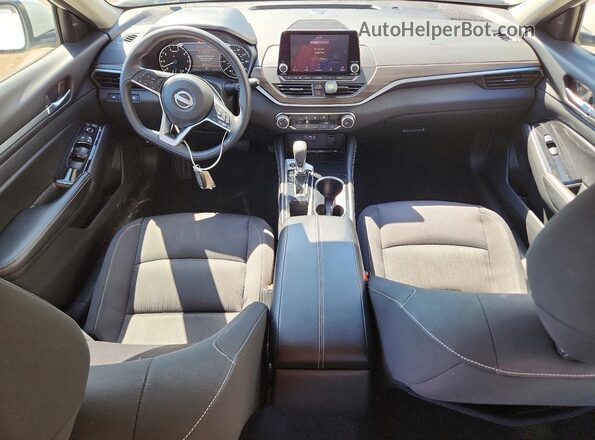 1N4BL4DV6PN327468 2023 NISSAN ALTIMA White Вид панелі приладів