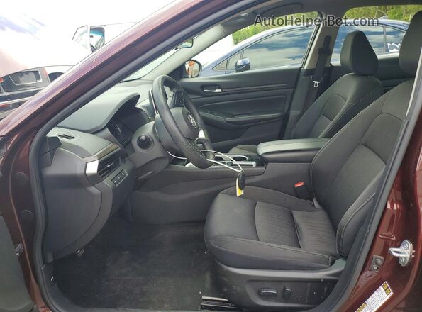 1N4BL4DV6RN319793 2024 NISSAN ALTIMA Бордовый Вид салона спереди