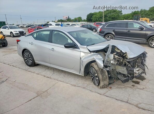1N4BL4DV6RN346038 2024 NISSAN ALTIMA Серебряный Передняя правая четверть