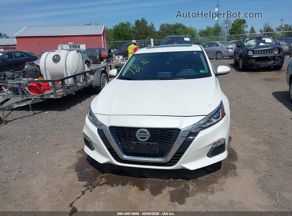 1N4BL4DV7MN314871 2021 NISSAN ALTIMA Белый Вид щитка приборов