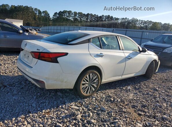 1N4BL4DV8RN434041 2024 NISSAN ALTIMA White Trasero derecho