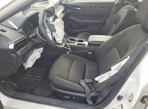 1N4BL4DV8RN434041 2024 NISSAN ALTIMA White Vista interior delantera