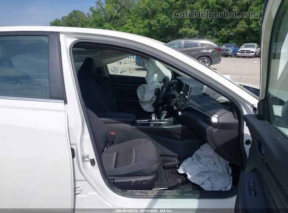1N4BL4DWXTN320865 2026 NISSAN ALTIMA Белый Вид салона спереди