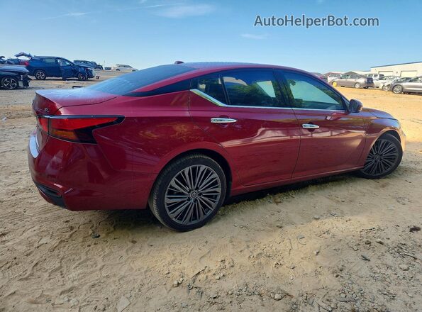 1N4BL4EV3PN334599 2023 NISSAN ALTIMA Красный Задняя правая четверть