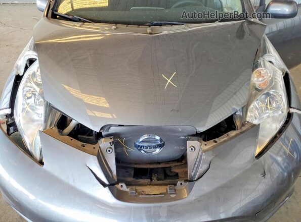 1N4BZ0CP2HC304969 2017 NISSAN LEAF Gray Vista interior trasera