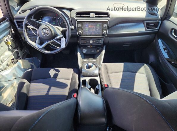 1N4BZ1CP4KC318949 2019 NISSAN LEAF Silver Առջևի վահանակի տեսք