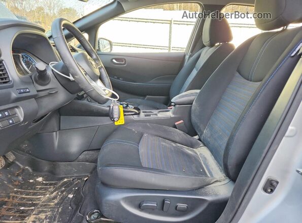 1N4BZ1CP4LC307404 2020 NISSAN LEAF Silver Vista interior delantera