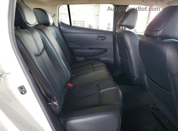 1N4BZ1CP5KC311959 2019 NISSAN LEAF Белый Вид задних сидений