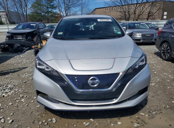 1N4BZ1CP7LC308661 2020 NISSAN LEAF Silver Widok z przodu