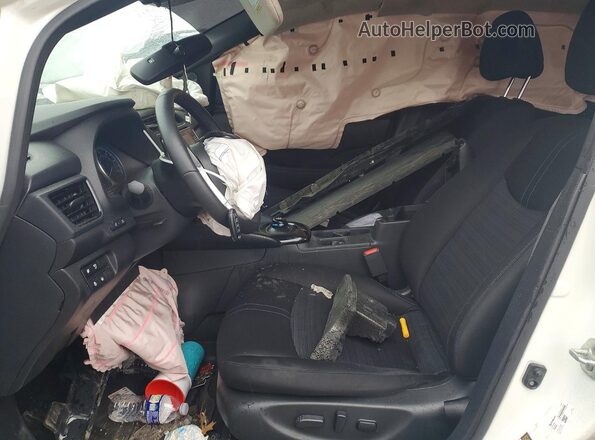 1N4CZ1CVXPC563281 2023 NISSAN LEAF White Вид салону спереду