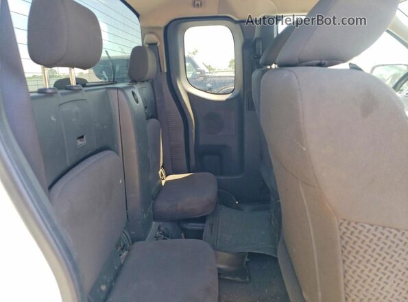 1N6AD0CW1JN769178 2018 NISSAN FRONTIER Белый Вид задних сидений