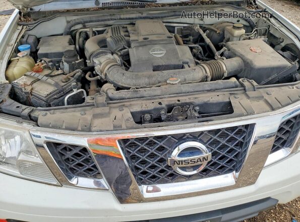 1N6AD0EV8JN722718 2018 NISSAN FRONTIER Белый Вид задней части салона