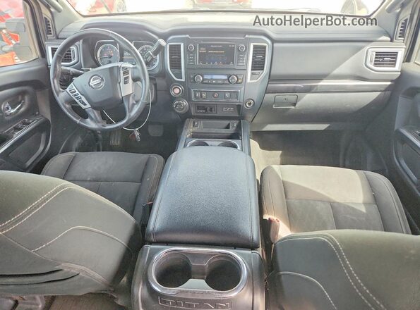 1N6BA1F44KN513888 2019 NISSAN TITAN Белый Вид панели приборов