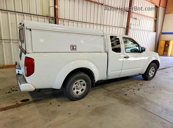 1N6BD0CT2JN720727 2018 NISSAN FRONTIER Белый Задняя правая четверть