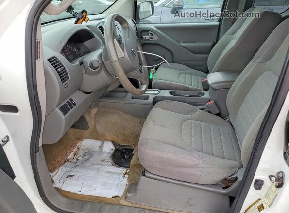 1N6BD0CT7GN744210 2016 NISSAN FRONTIER Белый Вид салона спереди