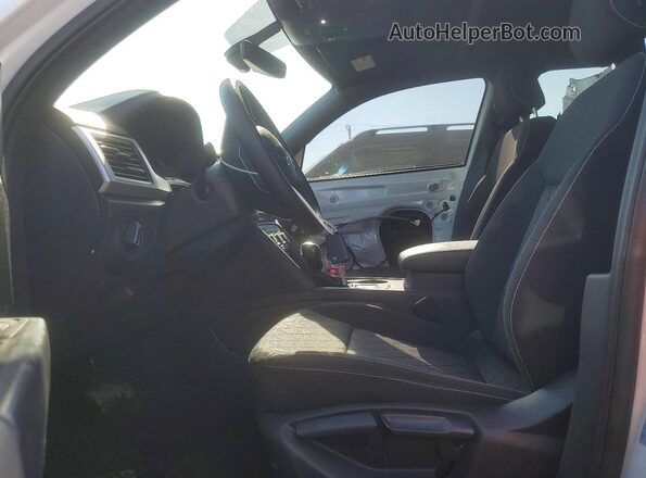 1V2AC2CA8MC227693 2021 VOLKSWAGEN ATLAS Белый Вид салона спереди