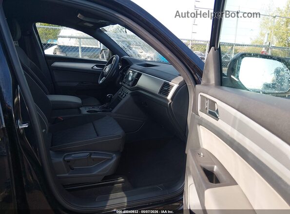 1V2AC2CA8MC237799 2021 VOLKSWAGEN ATLAS Черный Вид салона спереди