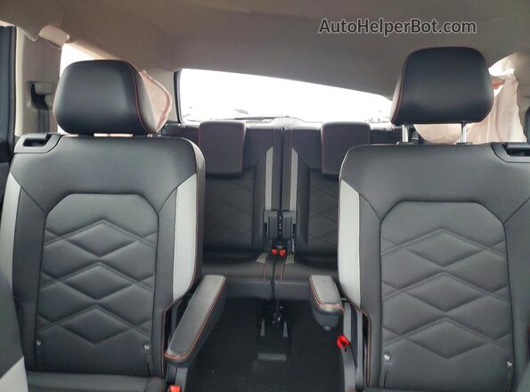 1V2CR2CA3SC518588 2025 VOLKSWAGEN ATLAS Gray უკანა სავარძლების ხედი