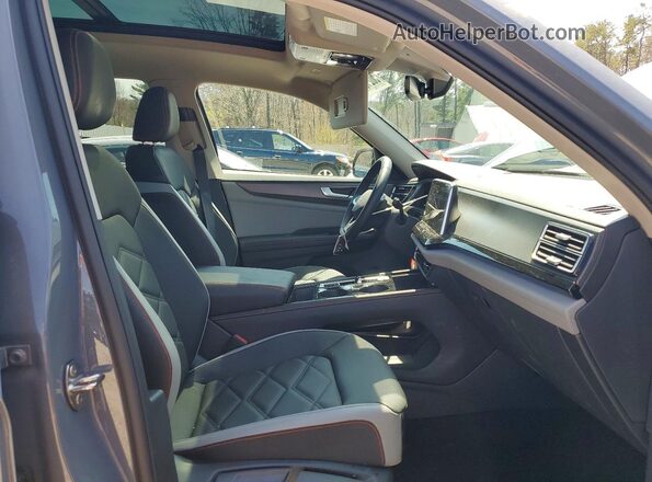 1V2CR2CA7SC540920 2025 VOLKSWAGEN ATLAS Gray Widok wnętrza z przodu
