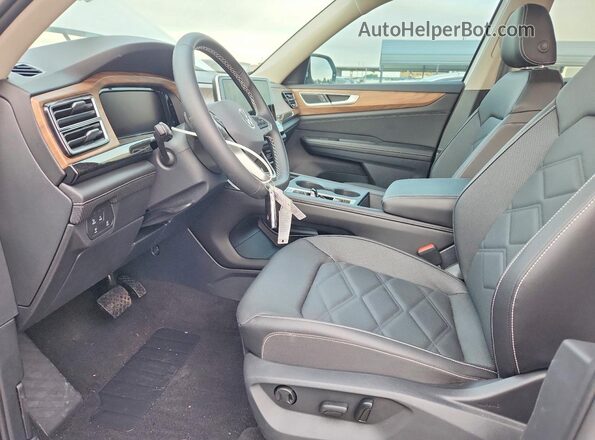 1V2DN2CA6TC511832 2026 VOLKSWAGEN ATLAS White Սալոնի դիմացի տեսք