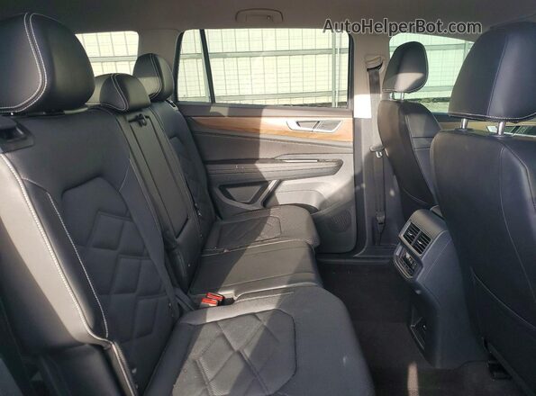 1V2DR2CA8RC509075 2024 VOLKSWAGEN ATLAS Серебряный Вид задней части салона