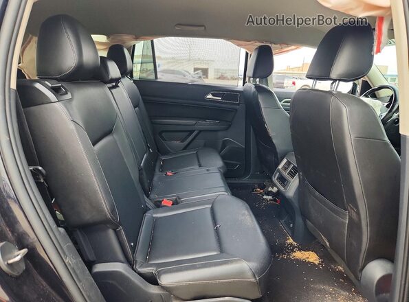 1V2DR2CA9JC540551 2018 VOLKSWAGEN ATLAS Черный Вид задней части салона