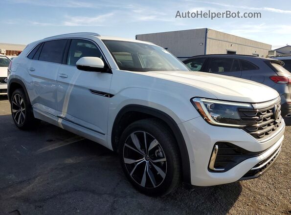 1V2FE2CA6RC231149 2024 VOLKSWAGEN ATLAS White Przód prawy
