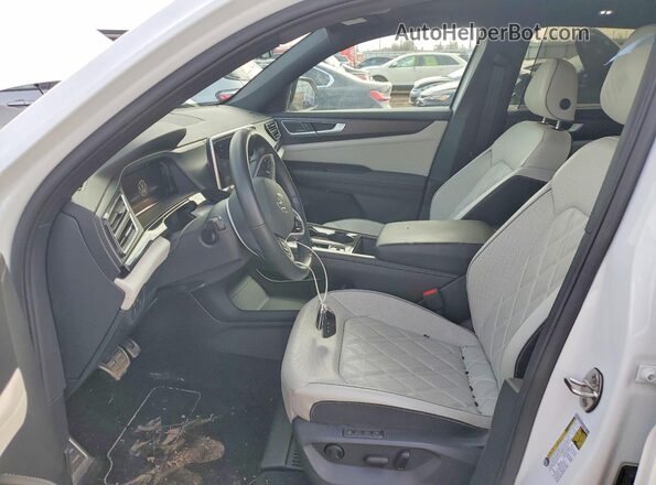 1V2FE2CA9SC209071 2025 VOLKSWAGEN ATLAS Белый Вид салона спереди