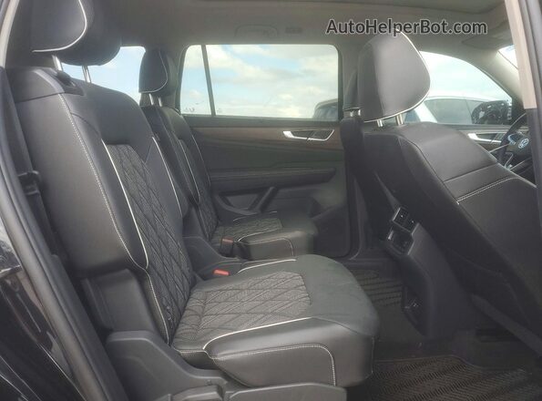 1V2FR2CA9SC517670 2025 VOLKSWAGEN ATLAS Черный Вид задней части салона