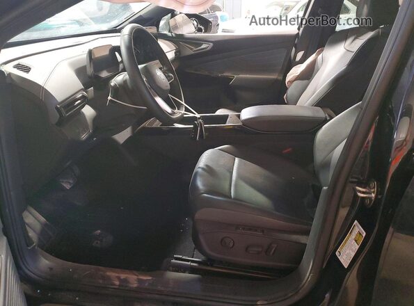 1V2GNPE87PC002410 2023 VOLKSWAGEN ID.4 Черный Вид салона спереди