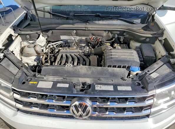 1V2GR2CA0JC552424 2018 VOLKSWAGEN ATLAS Белый Вид подкапотного пространства