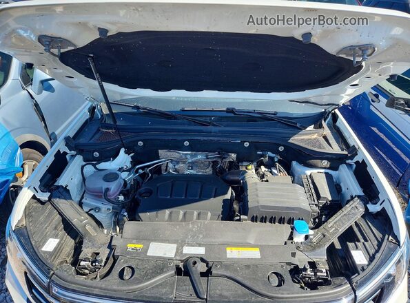 1V2GR2CA8RC604958 2024 VOLKSWAGEN ATLAS White Vista del compartimento del motor