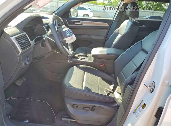 1V2HE2CA1PC206780 2023 VOLKSWAGEN ATLAS White Widok wnętrza z przodu